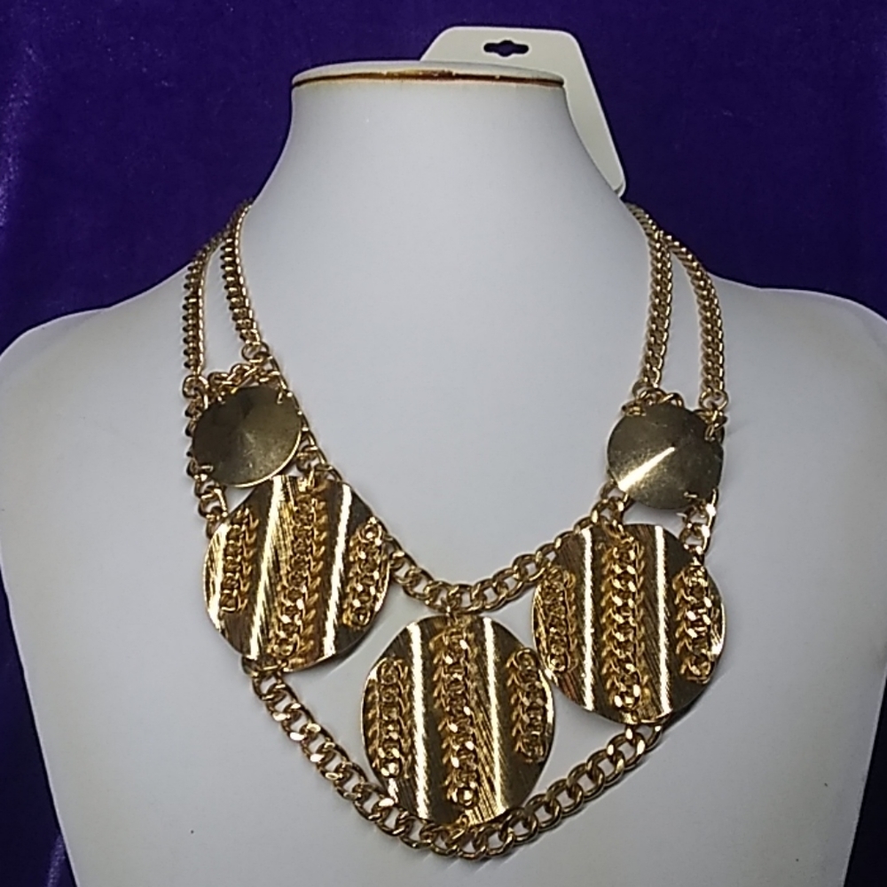 Ladies' NWOT Kiana Necklace